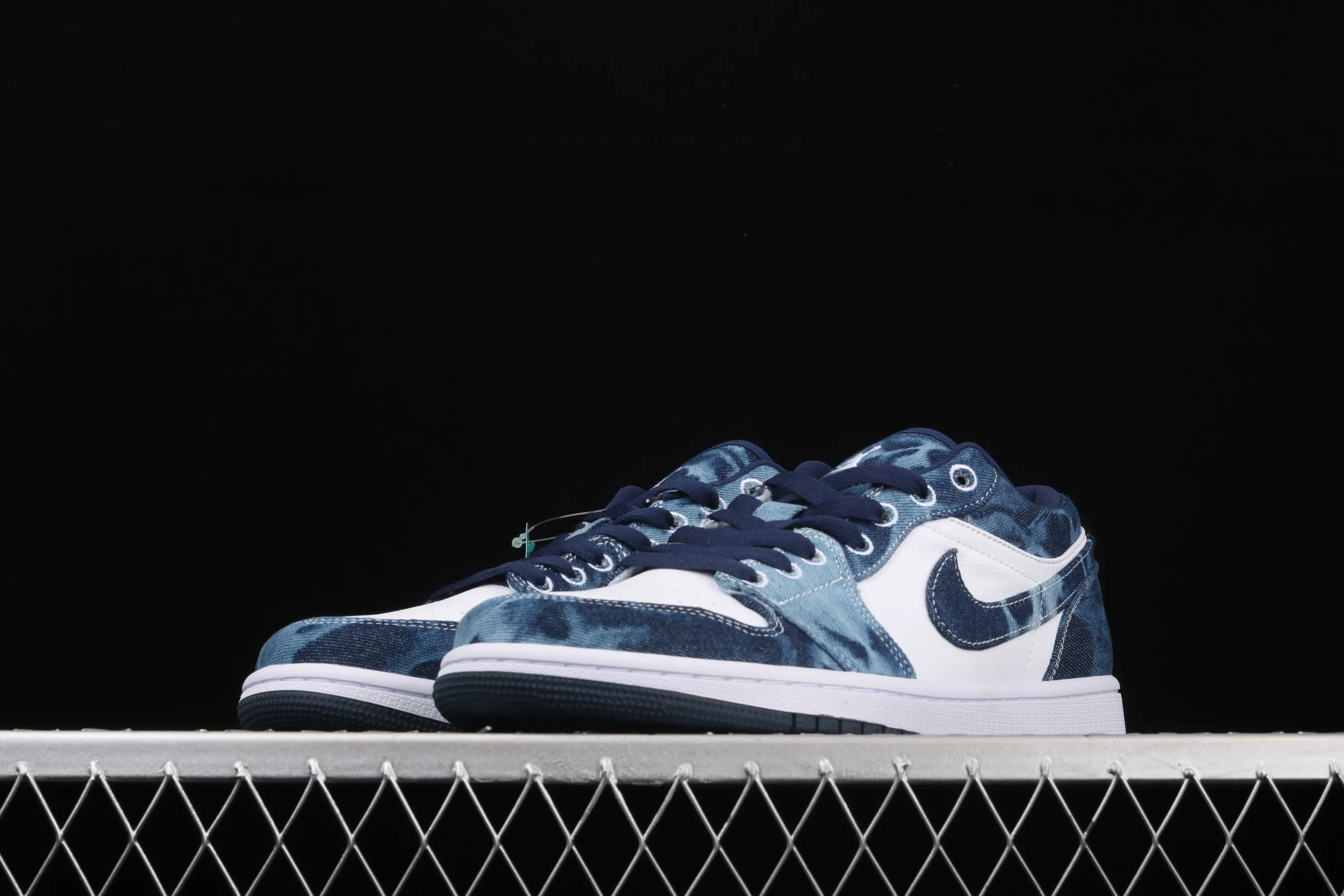 All categories Air Jordan Jordan series basketball shoes Air Jordan 1 Low Air Jordan 1 Low AJ1 Joe 1 denim blue low-top top culture and leisure sports sneakers CZ8455-100